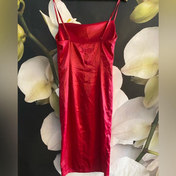 Raspberry red satin cowl neck dress - Picture 3 of 7